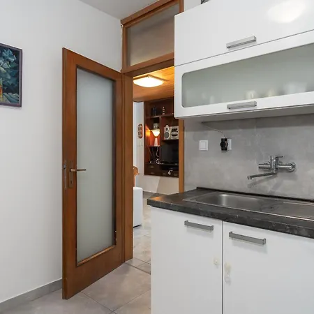 Marina Appartement Petrcane
