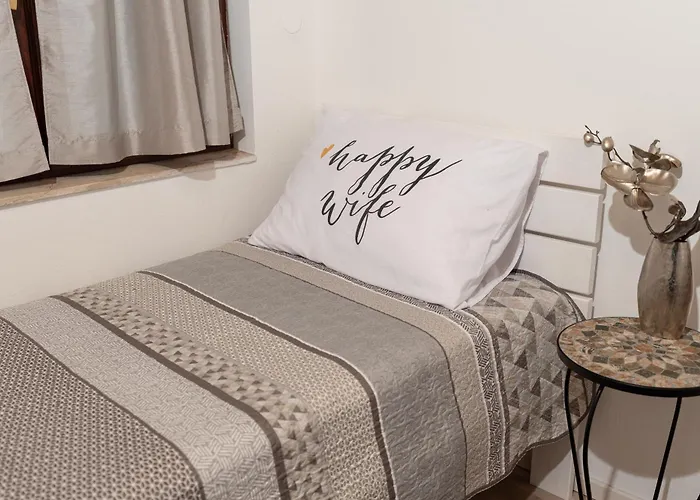 Marina Apartment *