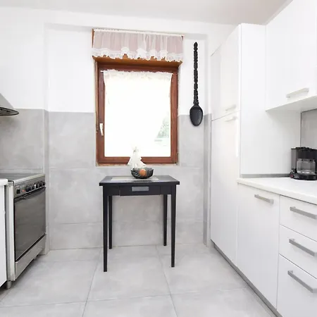 Marina 公寓 佩特坎内