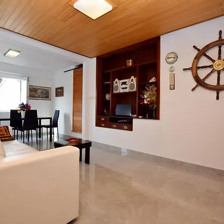 Marina * 佩特坎内